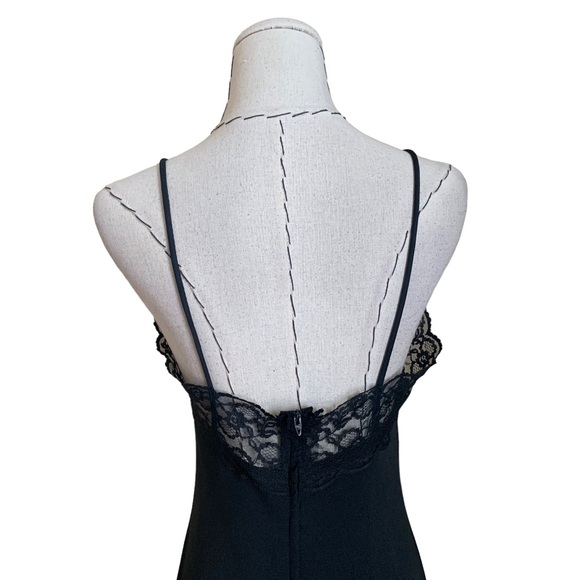 Vintage 70s Black Poly Maxi Dress with Lace Trim XS - Picture 5 of 10